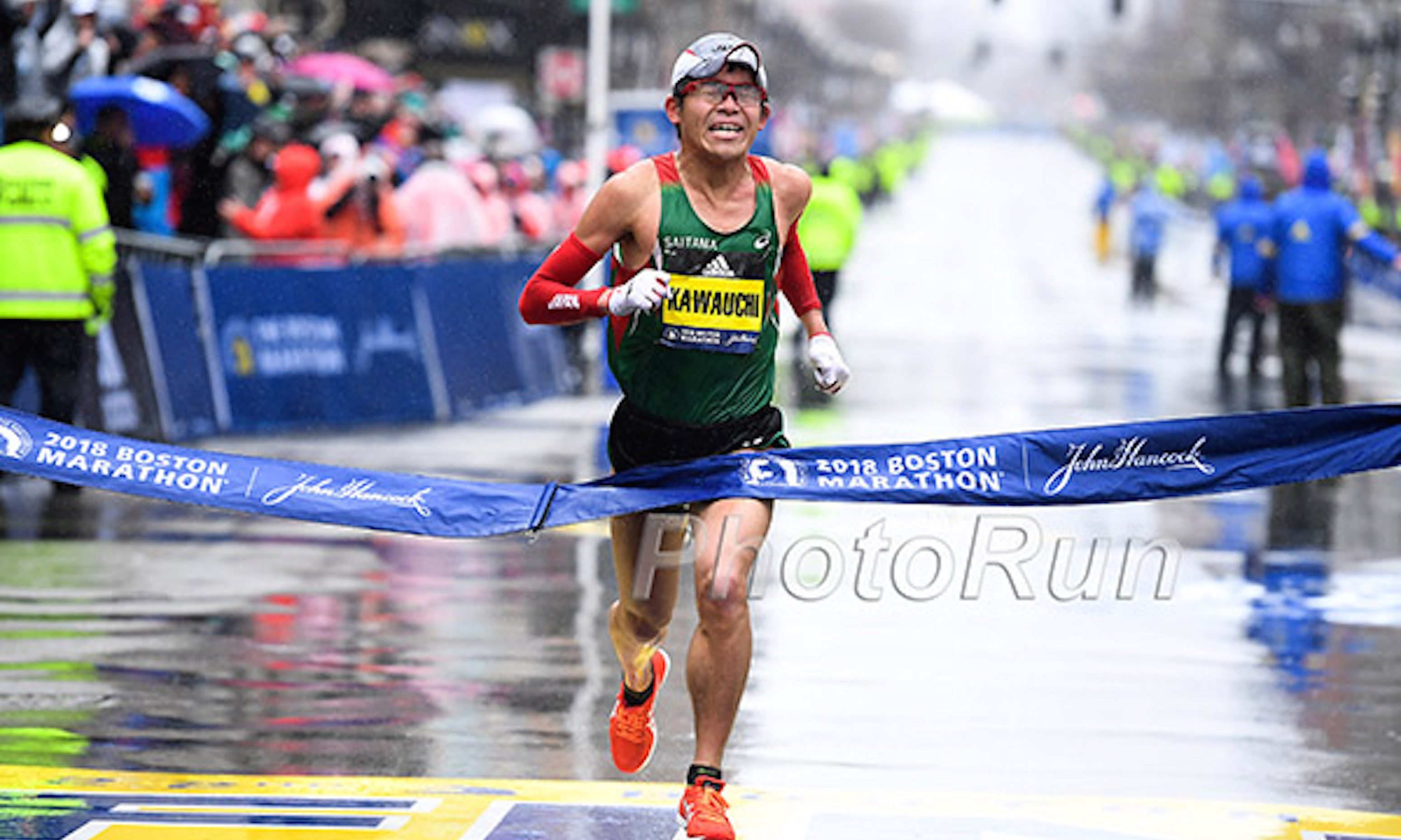 Japaner Yuki Kawauchi Gewinnt Sensationell Bostoner Regen Marathon Us Triumph Fur Desiree Linden Mainova Frankfurt Marathon